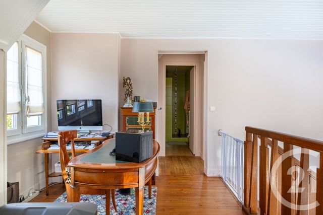 Afficher la photo en grand Maison à vendre - 6 pièces - 190 m2 - St Arnoult En Yvelines - 78 - ILE-DE-FRANCE