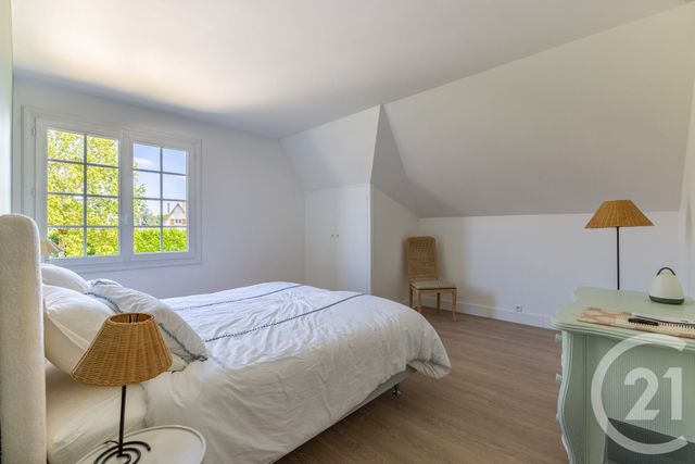 Afficher la photo en grand Maison à vendre - 6 pièces - 190 m2 - St Arnoult En Yvelines - 78 - ILE-DE-FRANCE