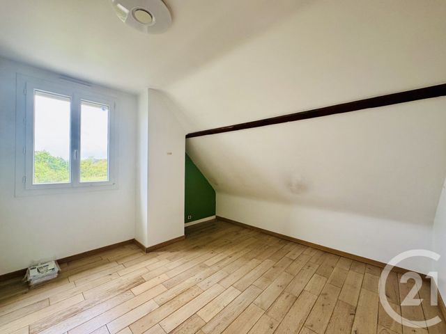 Afficher la photo en grand Maison à vendre - 7 pièces - 132,36 m2 - St Arnoult En Yvelines - 78 - ILE-DE-FRANCE