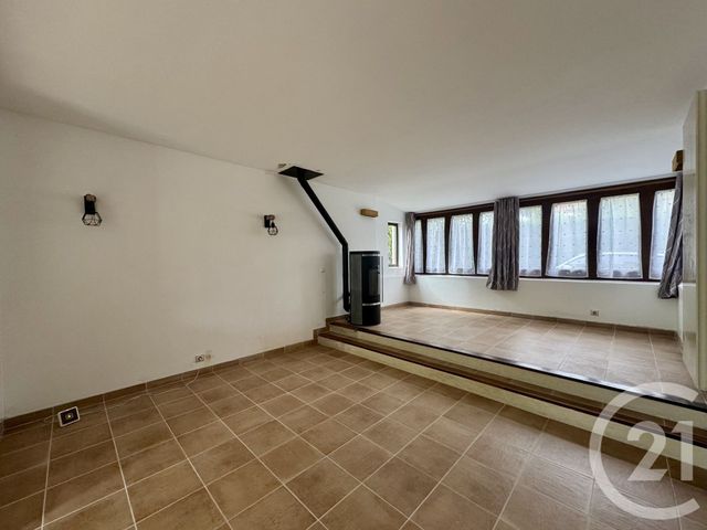 Afficher la photo en grand Maison à vendre - 7 pièces - 132,36 m2 - St Arnoult En Yvelines - 78 - ILE-DE-FRANCE