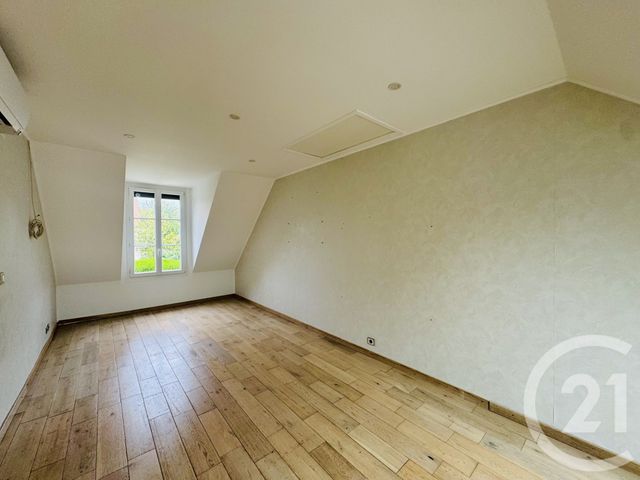 Afficher la photo en grand Maison à vendre - 7 pièces - 132,36 m2 - St Arnoult En Yvelines - 78 - ILE-DE-FRANCE