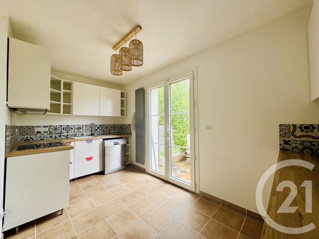 Afficher la photo en grand Maison à vendre - 7 pièces - 132,36 m2 - St Arnoult En Yvelines - 78 - ILE-DE-FRANCE