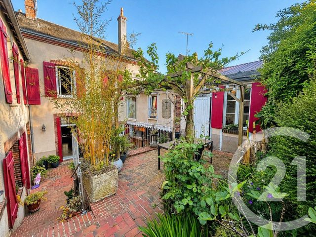 Maison &agrave; vendre - 8 pi&egrave;ces - 197 m2 - Auneau Bleury St Symphorien - 28 - CENTRE