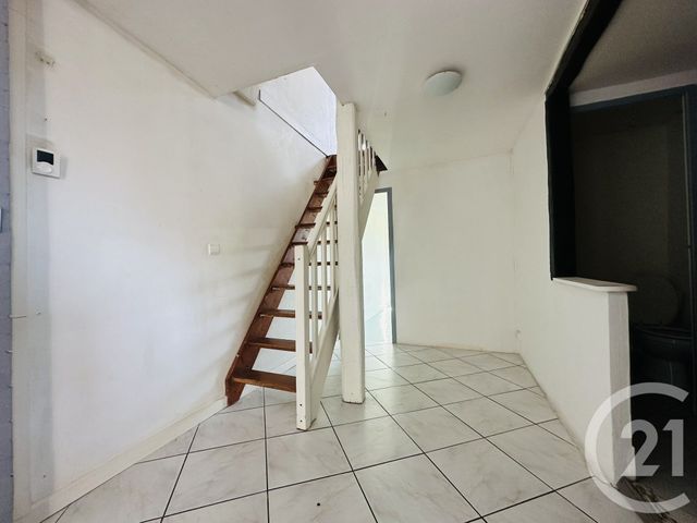 Maison à vendre - 5 pièces - 98,56 m2 - Sonchamp - 78 - ILE-DE-FRANCE