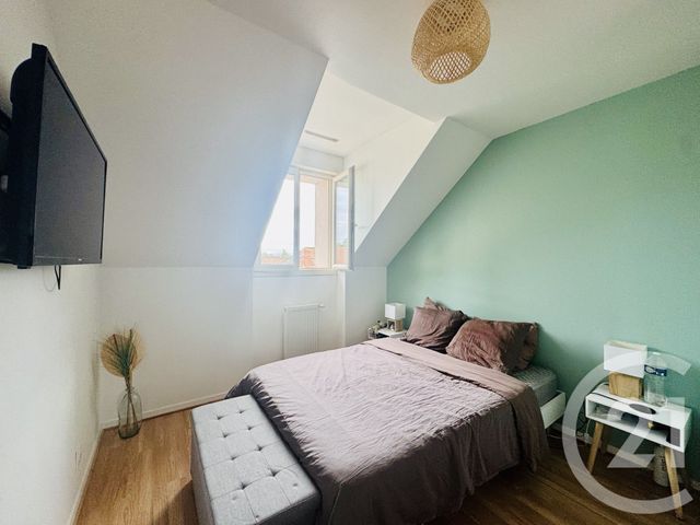 Afficher la photo en grand Appartement F3 à vendre - 3 pièces - 70 m2 - St Arnoult En Yvelines - 78 - ILE-DE-FRANCE