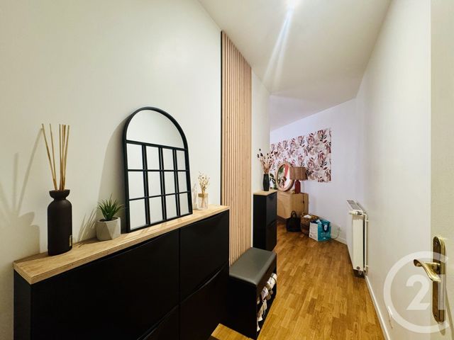 Afficher la photo en grand Appartement F3 à vendre - 3 pièces - 70 m2 - St Arnoult En Yvelines - 78 - ILE-DE-FRANCE