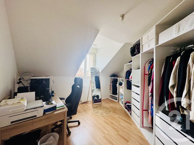 Afficher la photo en grand Appartement F3 à vendre - 3 pièces - 70 m2 - St Arnoult En Yvelines - 78 - ILE-DE-FRANCE