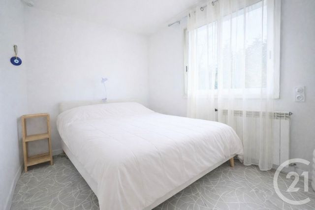 Maison &agrave; vendre - 6 pi&egrave;ces - 129 m2 - St Arnoult En Yvelines - 78 - ILE-DE-FRANCE