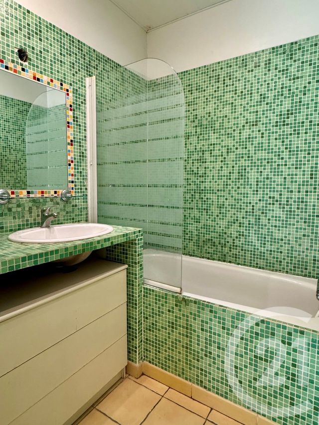 Afficher la photo en grand Appartement F3 à vendre - 3 pièces - 62 m2 - Rochefort En Yvelines - 78 - ILE-DE-FRANCE