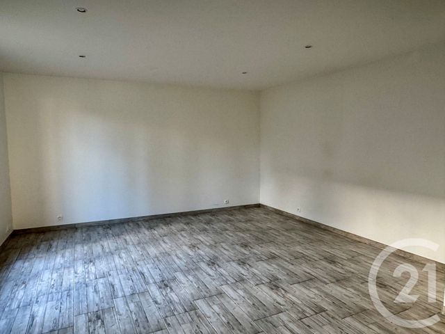 Maison à vendre - 3 pièces - 57 m2 - Bonnelles - 78 - ILE-DE-FRANCE