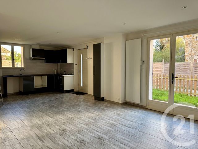 Maison à vendre - 3 pièces - 57 m2 - Bonnelles - 78 - ILE-DE-FRANCE