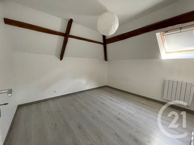 Maison à vendre - 3 pièces - 57 m2 - Bonnelles - 78 - ILE-DE-FRANCE