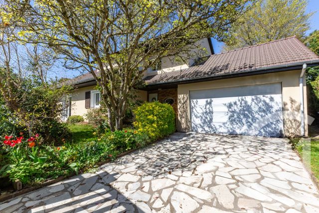 Maison &agrave; vendre - 9 pi&egrave;ces - 234 m2 - Rochefort En Yvelines - 78 - ILE-DE-FRANCE