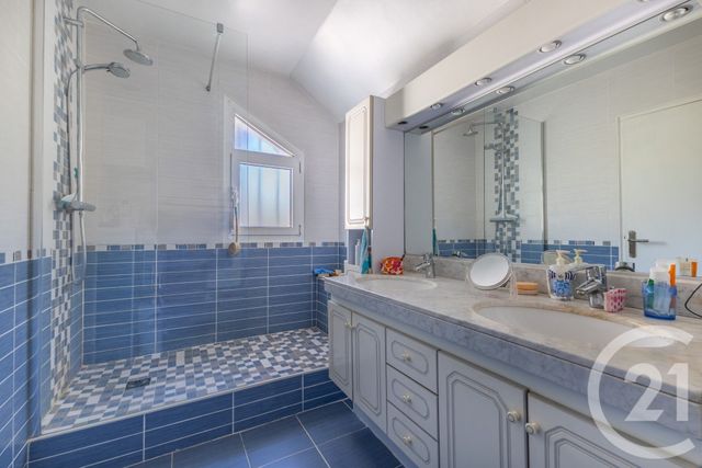 Maison &agrave; vendre - 9 pi&egrave;ces - 234 m2 - Rochefort En Yvelines - 78 - ILE-DE-FRANCE