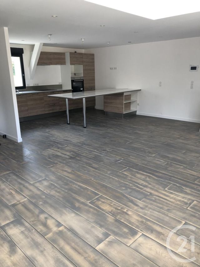 Appartement Loft à louer - 4 pièces - 102,54 m2 - Fontenay Les Briis - 91 - ILE-DE-FRANCE