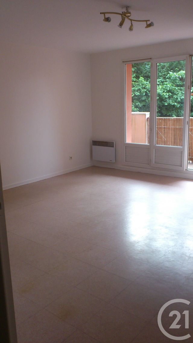 Appartement F2 à louer - 2 pièces - 56,29 m2 - Villebon Sur Yvette - 91 - ILE-DE-FRANCE