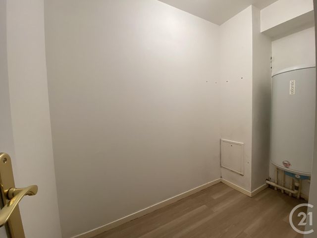 Appartement à louer - 3 pièces - 55,02 m2 - Fontenay Les Briis - 91 - ILE-DE-FRANCE