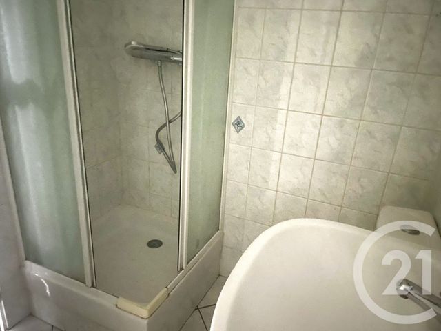 Appartement à louer - 2 pièces - 34,25 m2 - St Arnoult En Yvelines - 78 - ILE-DE-FRANCE