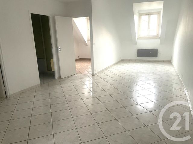 Appartement à louer - 2 pièces - 34,25 m2 - St Arnoult En Yvelines - 78 - ILE-DE-FRANCE
