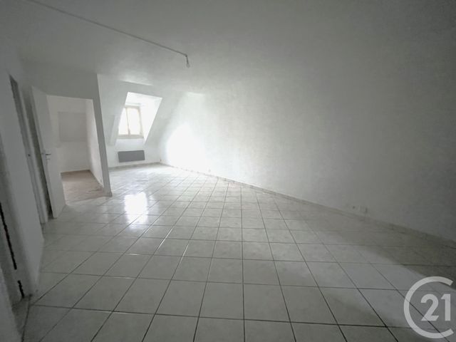 Appartement à louer - 2 pièces - 34,25 m2 - St Arnoult En Yvelines - 78 - ILE-DE-FRANCE