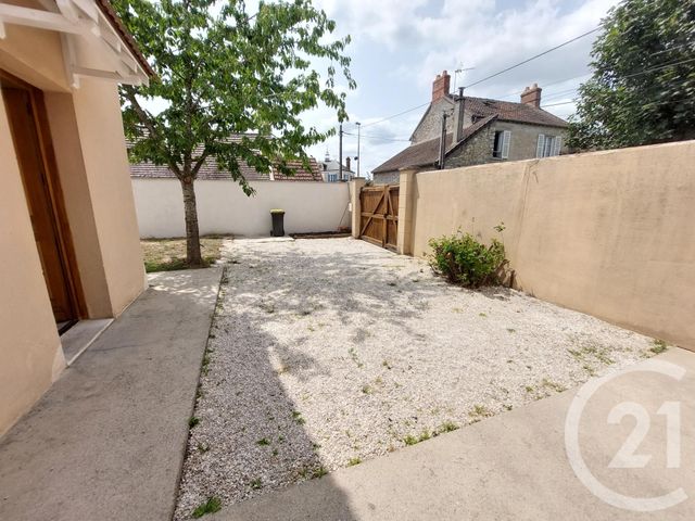 Maison à louer - 4 pièces - 82 m2 - Angervilliers - 91 - ILE-DE-FRANCE