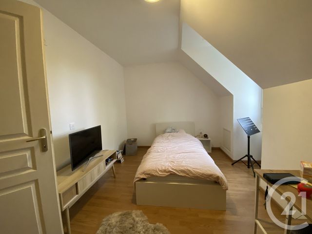 Afficher la photo en grand Maison à louer - 7 pièces - 118,38 m2 - St Arnoult En Yvelines - 78 - ILE-DE-FRANCE