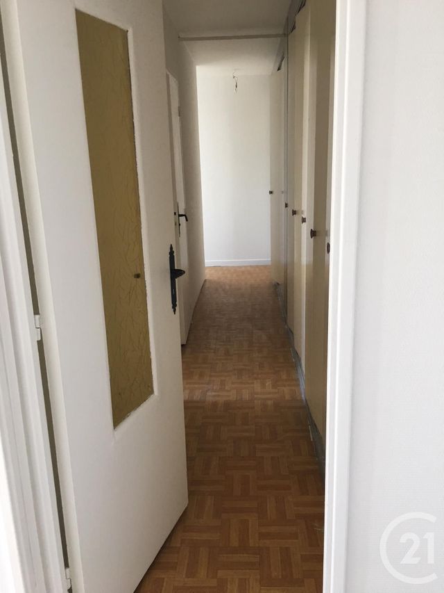 Afficher la photo en grand Appartement F3 à vendre - 4 pièces - 77,17 m2 - Les Ulis - 91 - ILE-DE-FRANCE