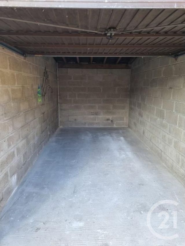 Parking à louer - 8 m2 - Limours - 91 - ILE-DE-FRANCE