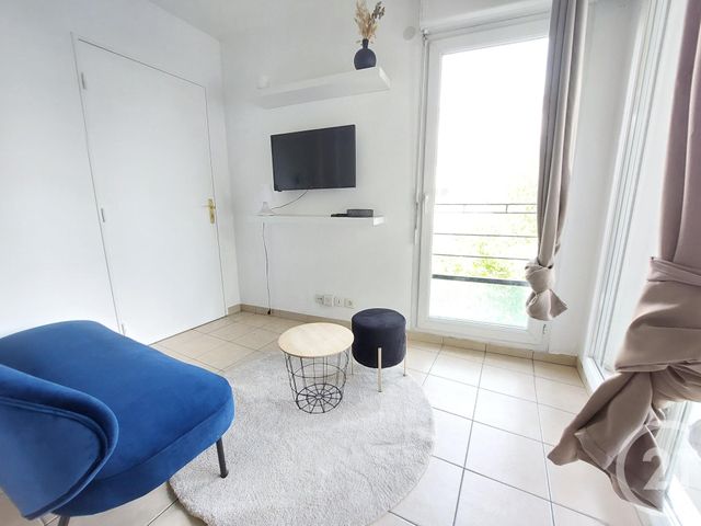 Appartement F1 à louer - 1 pièce - 28,43 m2 - Montigny Le Bretonneux - 78 - ILE-DE-FRANCE