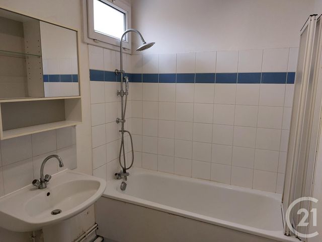 Appartement F1 &agrave; louer - 1 pi&egrave;ce - 27,32 m2 - Palaiseau - 91 - ILE-DE-FRANCE