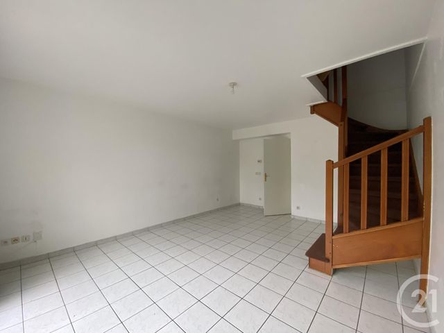 Maison &agrave; louer - 4 pi&egrave;ces - 70 m2 - Les Ulis - 91 - ILE-DE-FRANCE