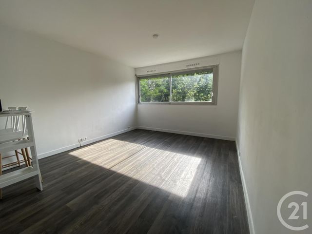 Appartement F1 &agrave; louer - 1 pi&egrave;ce - 26,14 m2 - Orsay - 91 - ILE-DE-FRANCE