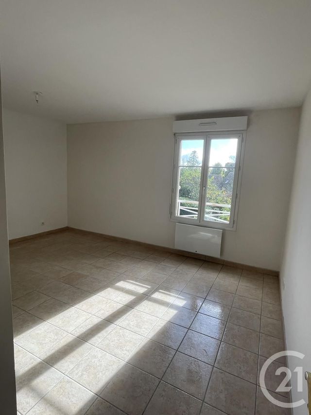 Appartement F3 &agrave; louer - 3 pi&egrave;ces - 80,79 m2 - Forges Les Bains - 91 - ILE-DE-FRANCE