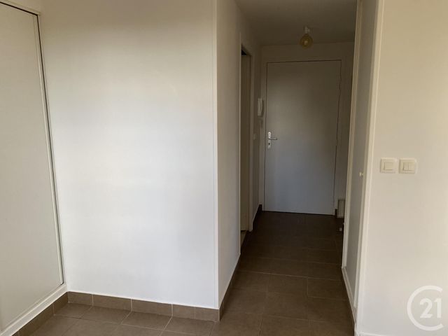 Appartement Studio &agrave; louer - 1 pi&egrave;ce - 31,64 m2 - St Arnoult En Yvelines - 78 - ILE-DE-FRANCE