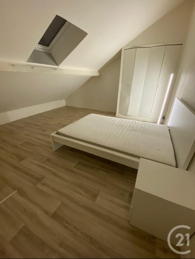 Appartement Duplex &agrave; louer - 2 pi&egrave;ces - 31,22 m2 - Etrechy - 91 - ILE-DE-FRANCE