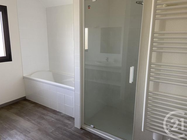 Maison &agrave; louer - 5 pi&egrave;ces - 137,40 m2 - Forges Les Bains - 91 - ILE-DE-FRANCE