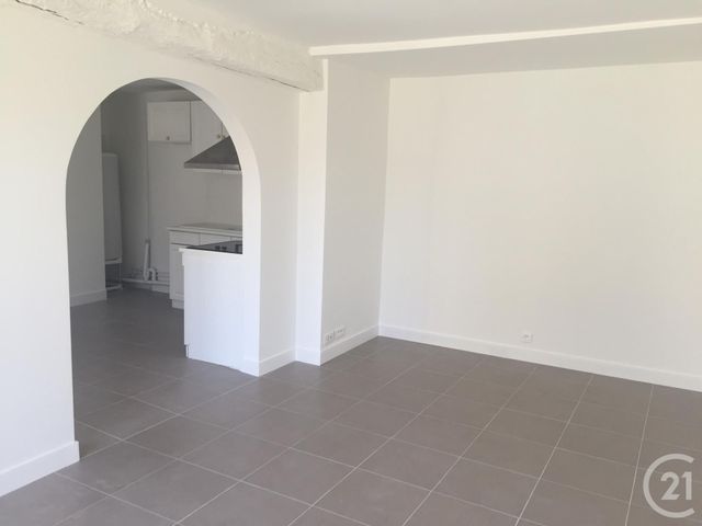 Appartement F3 à louer LES MOLIERES
