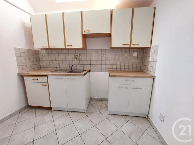 Appartement &agrave; louer - 2 pi&egrave;ces - 43,80 m2 - Bonnelles - 78 - ILE-DE-FRANCE