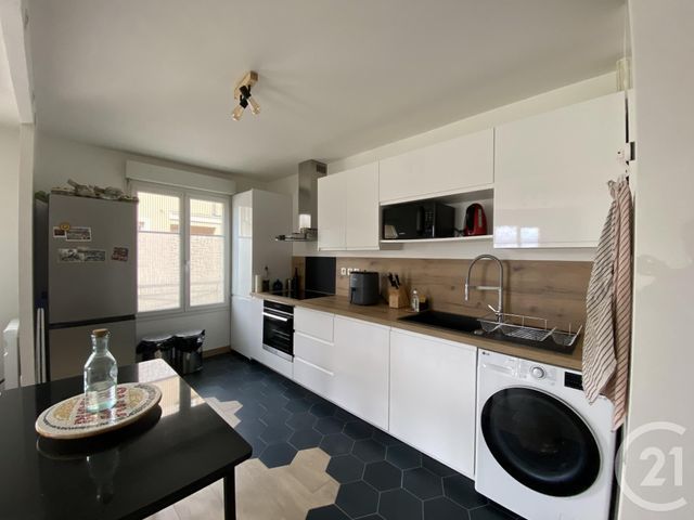 Appartement F2 &agrave; louer - 2 pi&egrave;ces - 51,04 m2 - Forges Les Bains - 91 - ILE-DE-FRANCE