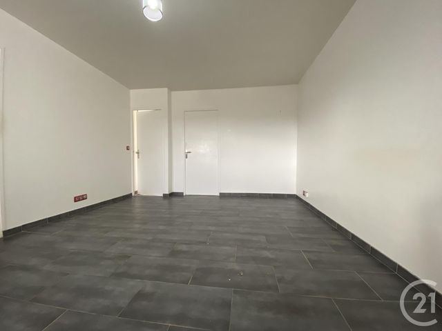 Appartement F3 &agrave; louer - 3 pi&egrave;ces - 57,06 m2 - St Arnoult En Yvelines - 78 - ILE-DE-FRANCE