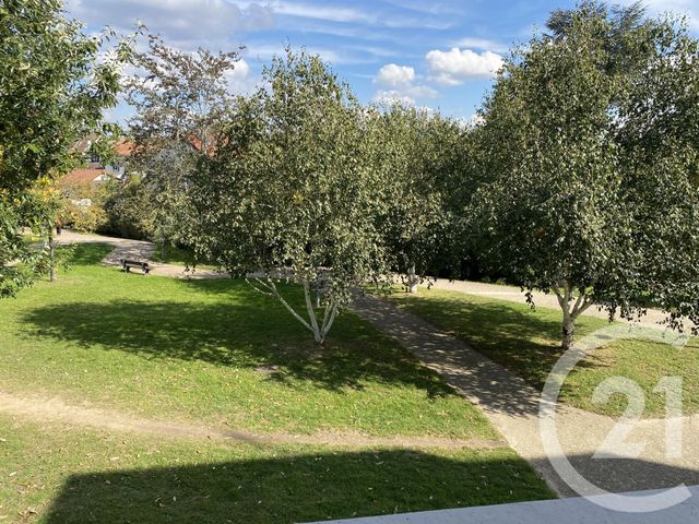 Appartement F1 &agrave; louer - 1 pi&egrave;ce - 26,40 m2 - Les Ulis - 91 - ILE-DE-FRANCE