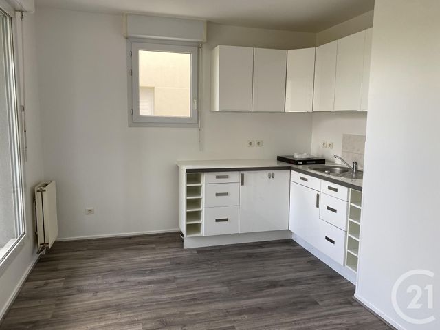 Appartement F1 &agrave; louer - 1 pi&egrave;ce - 26,40 m2 - Les Ulis - 91 - ILE-DE-FRANCE
