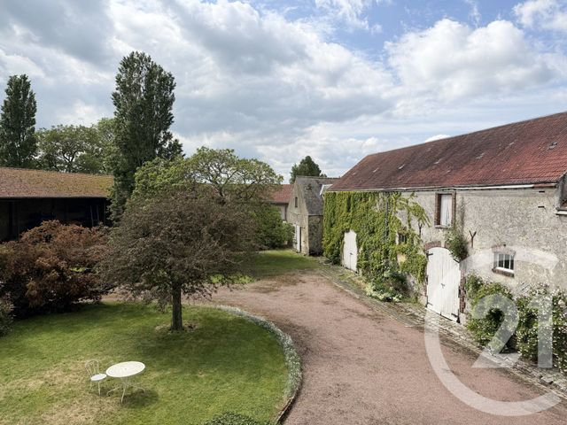 Maison &agrave; vendre - 10 pi&egrave;ces - 269 m2 - Sainville - 28 - CENTRE