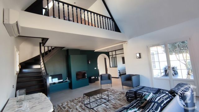 Maison à vendre - 7 pièces - 200 m2 - La Ville Du Bois - 91 - ILE-DE-FRANCE