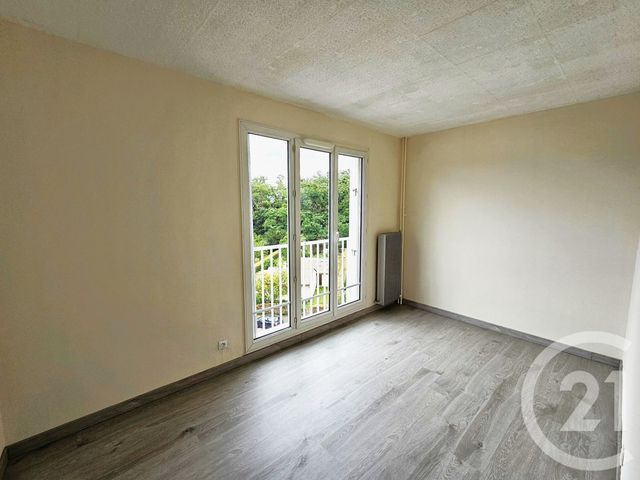 Appartement F4 à vendre - 4 pièces - 73 m2 - Villebon Sur Yvette - 91 - ILE-DE-FRANCE