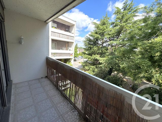 Appartement F4 à vendre - 4 pièces - 86 m2 - Les Ulis - 91 - ILE-DE-FRANCE