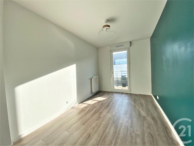Appartement F3 à vendre - 3 pièces - 55 m2 - La Ville Du Bois - 91 - ILE-DE-FRANCE