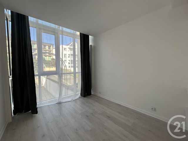 Appartement F3 &agrave; louer - 3 pi&egrave;ces - 63,76 m2 - Orsay - 91 - ILE-DE-FRANCE