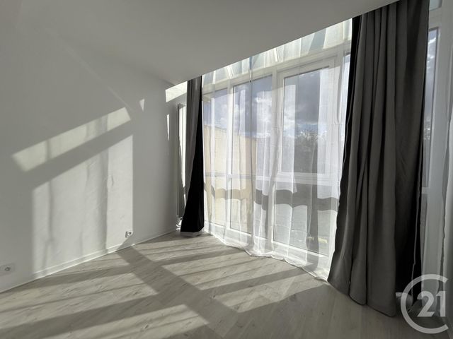 Appartement F3 &agrave; louer - 3 pi&egrave;ces - 63,76 m2 - Orsay - 91 - ILE-DE-FRANCE