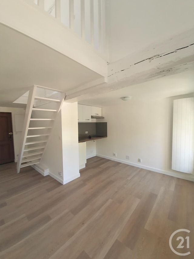 Afficher la photo en grand Appartement F2 à louer - 2 pièces - 25,94 m2 - Arpajon - 91 - ILE-DE-FRANCE